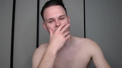 tomy_fleck online show from December 24, 7:33 pm