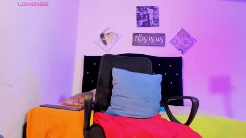 Snapshot of tonny_landri chatting on September 24, 4:01 am Tonny Landri online show from September 24, 4:01 am
