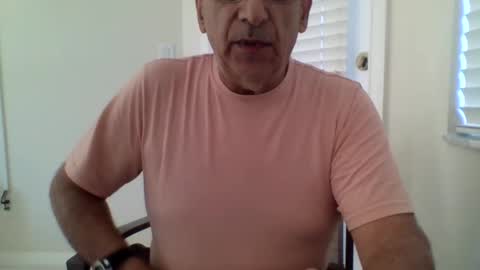Snapshot of tonymcfly99 chatting on December 4, 8:40 pm tonymcfly99 online show from December 4, 8:40 pm