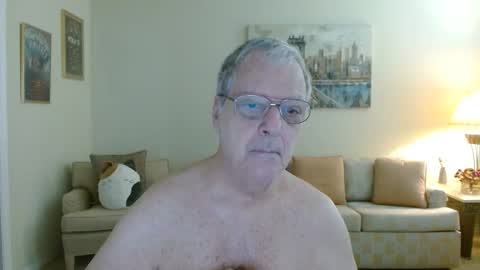 tonysview12000 online show from October 21, 6:11 pm