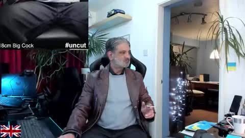 topalphaboss online show from November 23, 7:25 pm