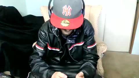 SagMeOreduceMe online show from November 17, 7:17 pm