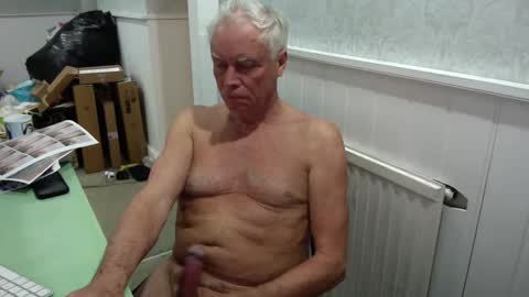 topsurgeon2025 online show from April 22, 11:53 pm