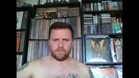 Snapshot of torth666 chatting on February 6, 1:54 pm torth666 online show from February 6, 1:54 pm