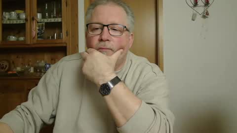 Snapshot of toto758 chatting on February 2, 7:57 pm toto758 online show from February 2, 7:57 pm