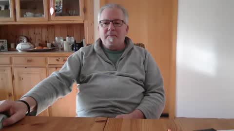 Snapshot of toto758 chatting on January 27, 12:26 pm toto758 online show from January 27, 12:26 pm