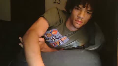 Snapshot of totxxx335 chatting on October 2, 5:33 am totxxx335 online show from October 2, 5:33 am