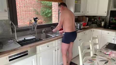 Toutakou online show from April 1, 11:23 am