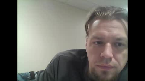 Shooter McGavin online show from December 11, 7:10 am