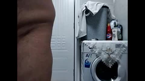Snapshot of trapper727272 chatting on December 25, 6:31 am Big Head Cock online show from December 25, 6:31 am