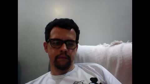 trcarvalho online show from October 25, 7:59 pm