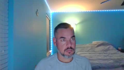 trebor_sins online show from January 3, 1:48 am