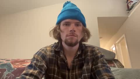 Snapshot of treeman817 chatting on December 29, 2:52 pm treeman817 online show from December 29, 2:52 pm