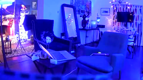 Trent Pounder online show from December 6, 8:37 am