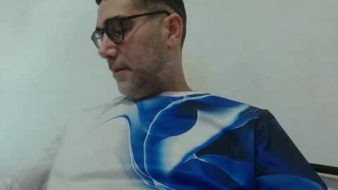 trevido4u online show from March 5, 3:41 am