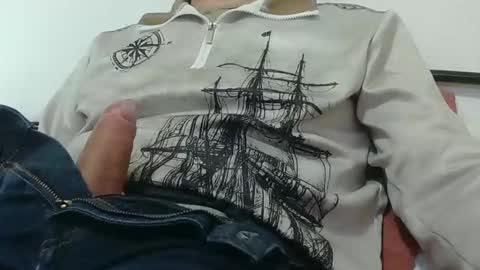 trevido4u online show from February 15, 6:55 pm