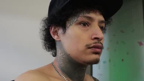 - trieone online show from December 14, 8:16 pm