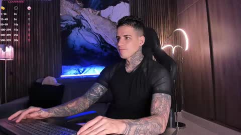 Snapshot of trisstan_ chatting on March 12, 9:35 pm Alexander online show from March 12, 9:35 pm