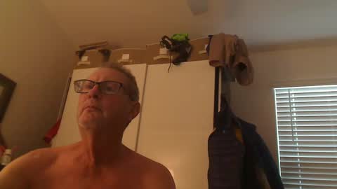 Snapshot of troffer1020 chatting on September 22, 11:04 pm Troffer online show from September 22, 11:04 pm