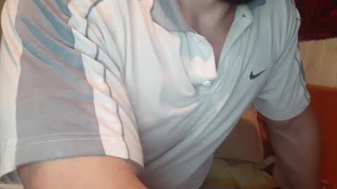 Snapshot of troncq chatting on January 8, 8:38 am Troncq online show from January 8, 8:38 am