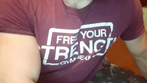 Snapshot of troncq chatting on February 26, 7:31 am Troncq online show from February 26, 7:31 am