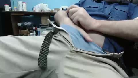 Trouhble online show from February 17, 3:31 pm