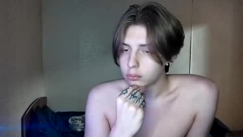 Emilum online show from February 9, 1:03 pm