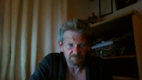 Snapshot of ttb2769 chatting on October 2, 3:10 am ttb2769 online show from October 2, 3:10 am