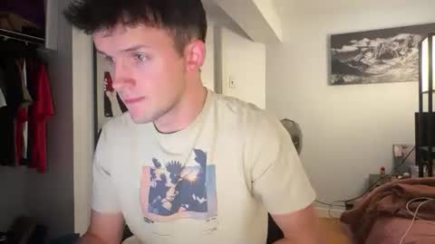 twink2048 online show from December 14, 10:39 pm