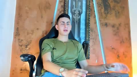 twink_scott19 online show from November 5, 10:45 pm