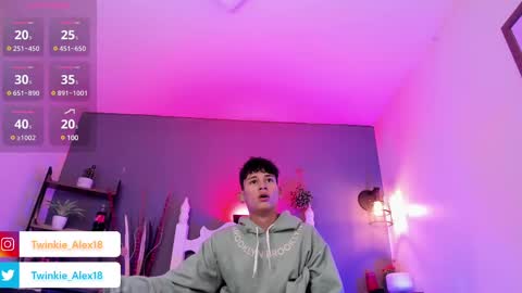 T W I N  K I E     A L E X online show from February 25, 9:13 pm