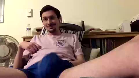 TwinkyMcgee online show from October 14, 5:58 am