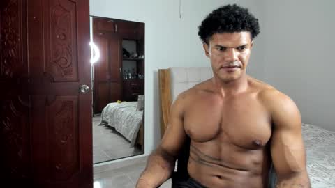 Yorquis Guzman online show from February 27, 2:35 am