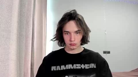 Snapshot of tyler__johnson chatting on February 22, 7:34 am Tyler johnson online show from February 22, 7:34 am