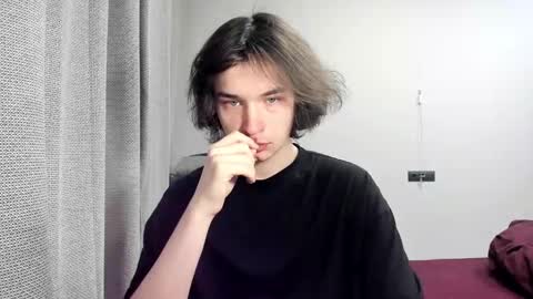 Snapshot of tyler__johnson chatting on February 3, 4:10 pm Tyler johnson online show from February 3, 4:10 pm