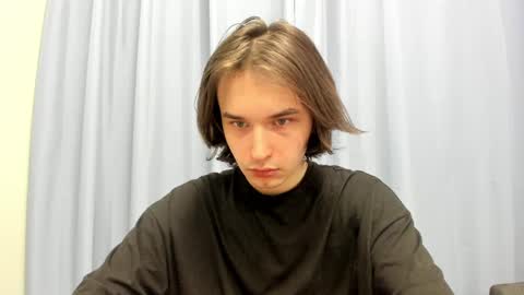 Snapshot of tyler__johnson chatting on February 2, 6:15 am Tyler johnson online show from February 2, 6:15 am