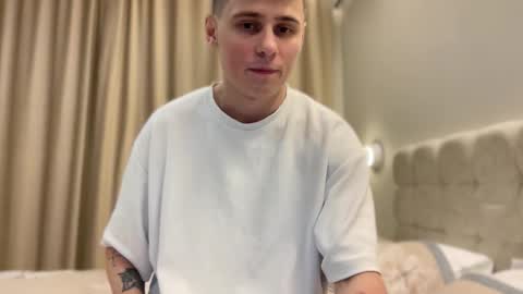 Snapshot of tyler_garrner chatting on September 14, 5:37 pm tyler_garrner online show from September 14, 5:37 pm