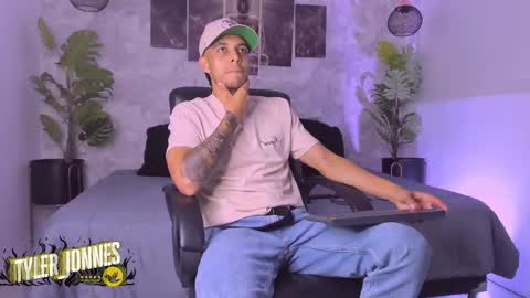 Tyler online show from December 17, 5:07 am