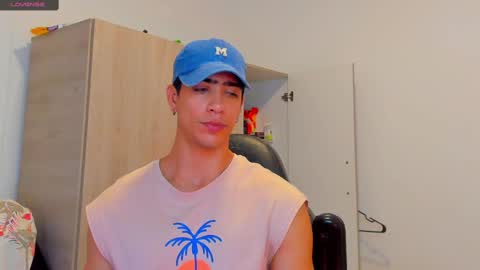     online show from March 12, 4:08 am