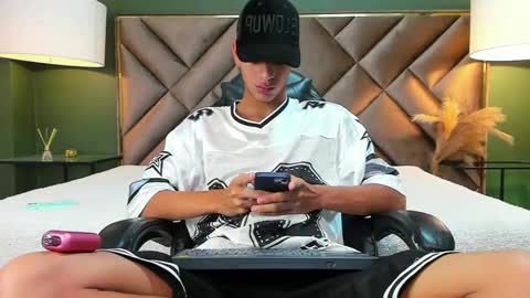 Tyler Rodriguez online show from October 9, 10:14 pm