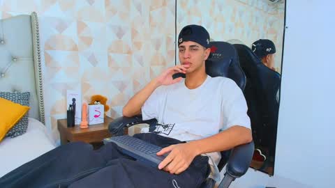 Tyler Rodriguez online show from September 11, 10:09 pm