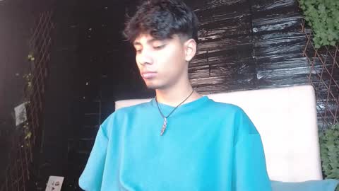 tyler_wolf_1 online show from November 5, 12:40 pm