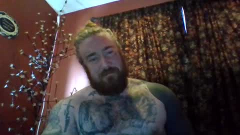 tylermorris12 online show from December 15, 5:10 pm