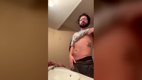 uglyyboyy999 online show from February 28, 9:52 am