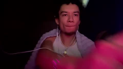 Snapshot of uhdummy chatting on January 7, 7:38 pm snap mixedaddyx ig drexdummy online show from January 7, 7:38 pm
