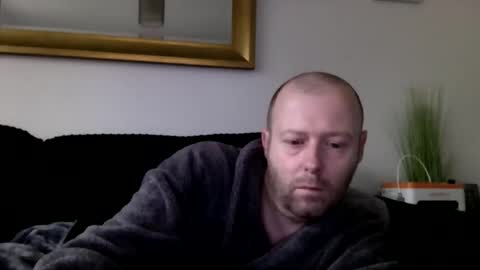 ukmatty3 online show from December 1, 9:34 am