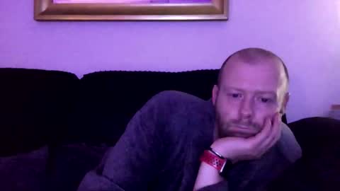 ukmatty3 online show from December 5, 11:23 pm