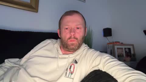 ukmatty3 online show from June 7, 12:17 am