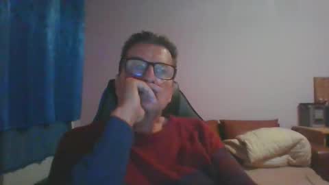 ulmeni4 online show from October 18, 6:35 pm