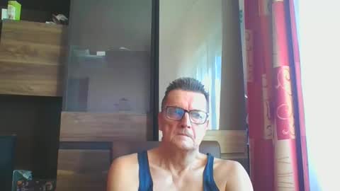 ulmeni4 online show from December 19, 10:34 am